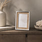 Bilderrahmen Riviera Maison Wood Structure Naturholz auf Sideboard im Coastal Look