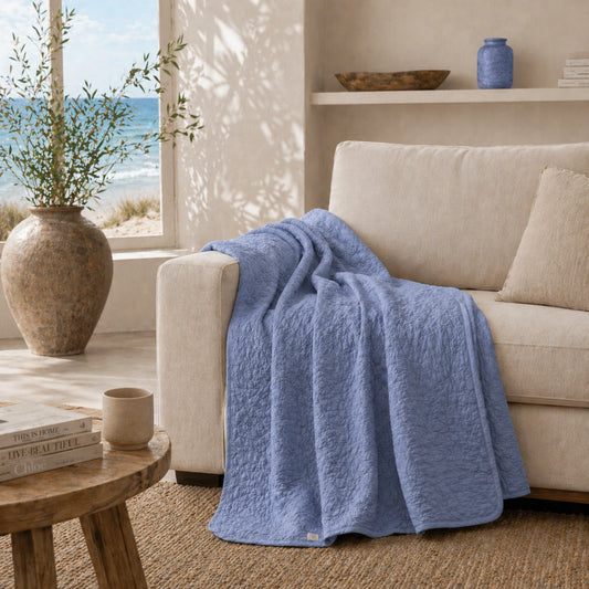 Lene Bjerre Isabelle Tagesdecke 170 x 130 cm – Hellblau