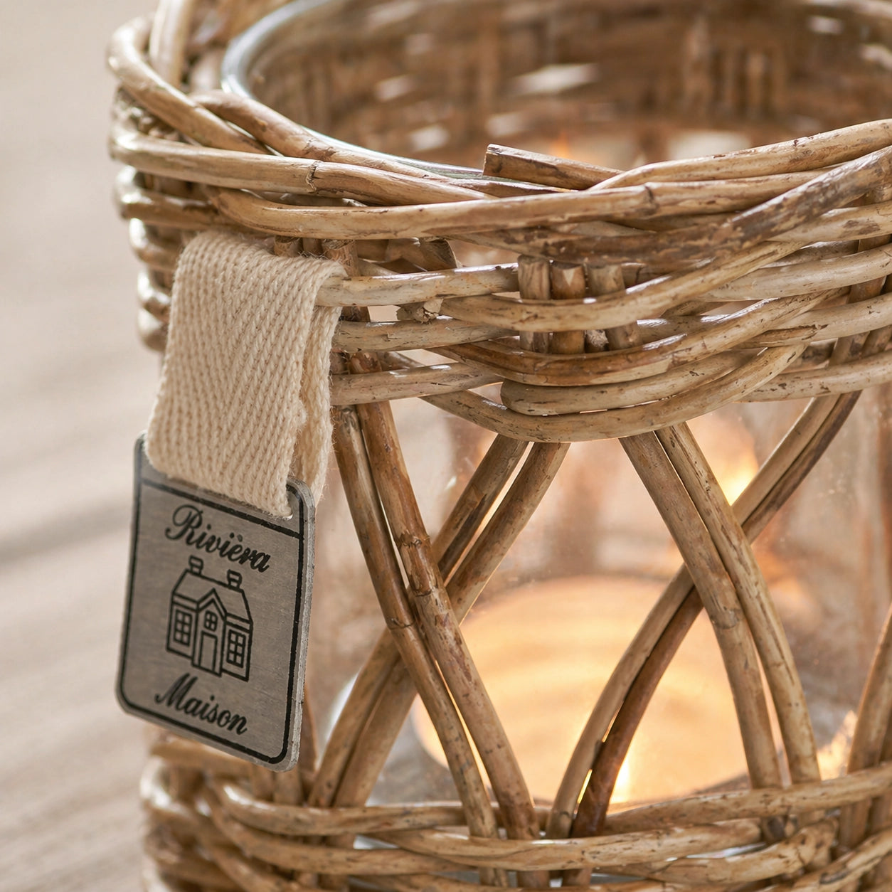 Detailaufnahme Rattan-Geflecht Windlicht Riviera Maison Rustic Rattan