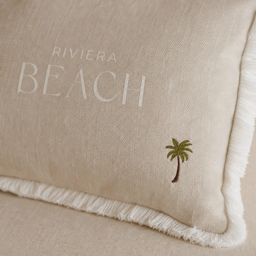 Detailaufnahme Stickerei Palmenmotiv Kissenhülle Riviera Maison Beach Palm Tree
