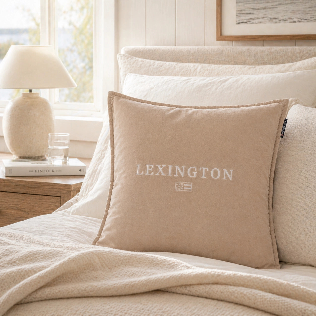 Kissenbezug Lexington Velvet Beige im Schlafzimmer Coastal Look