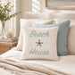 Kissen Riviera Maison Beach House Pillow Creme Hellblau auf Bett im Coastal Look