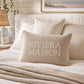 Kissen Riviera Maison Evora Pillow Beige auf Bett im Coastal Look