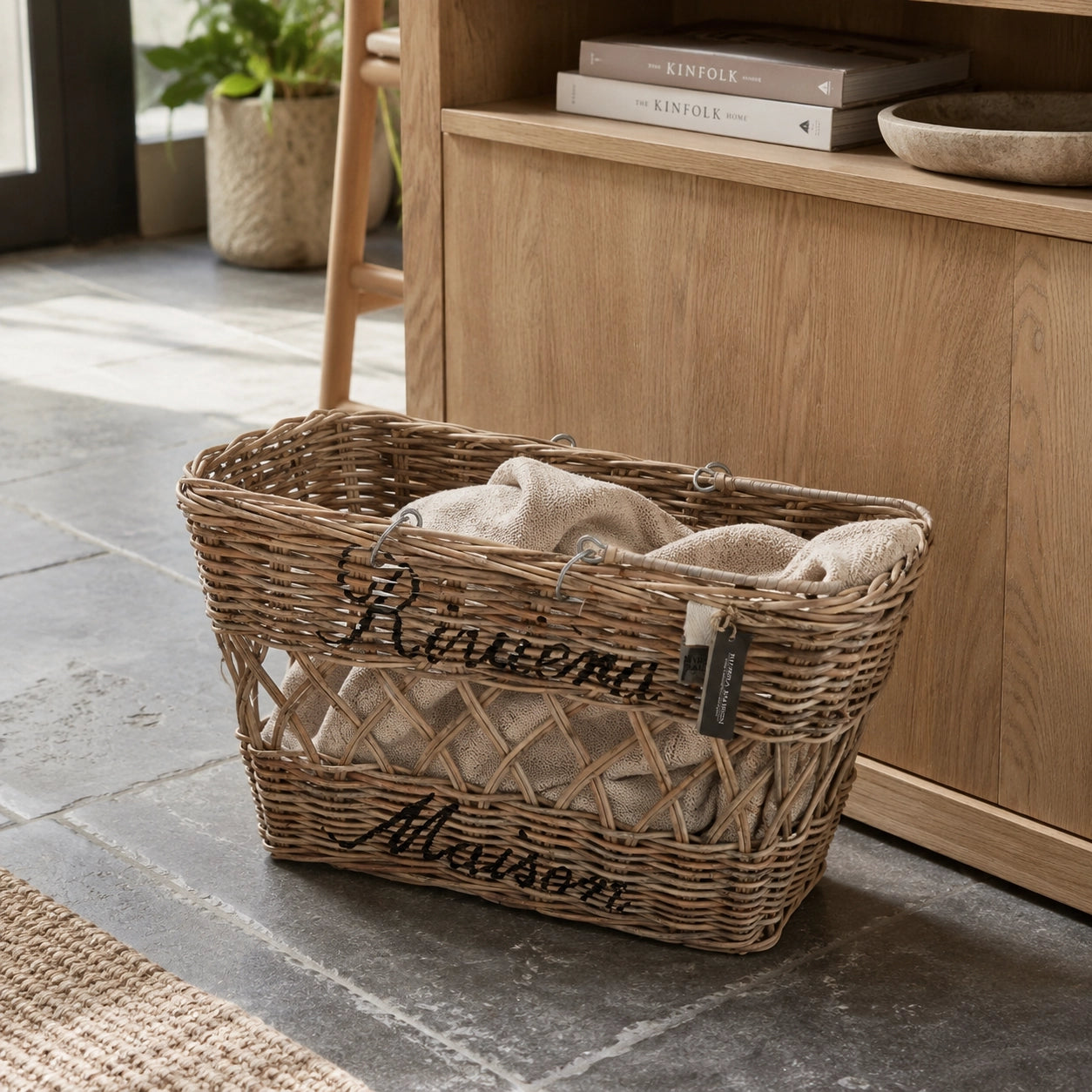 Einkaufskorb Riviera Maison Rustic Rattan im Wohnzimmer Coastal Look