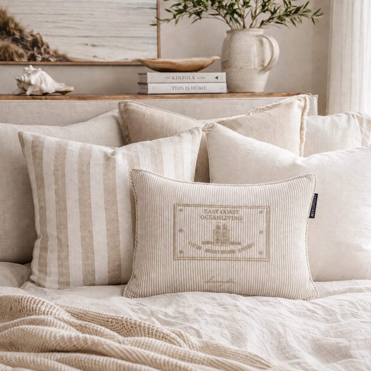Dekokissen Lexington Beige gestreift im Schlafzimmer Coastal Look